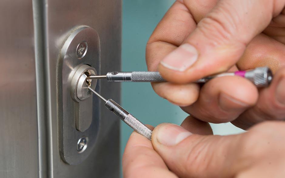 changer serrure porte Ormesson-sur-Marne